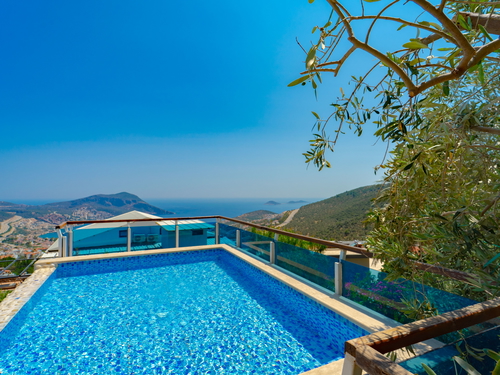  gece  -  Kasım
  | Kalkan Akbel'de Eşsiz Deniz Manzaralı Geniş Aile Villası